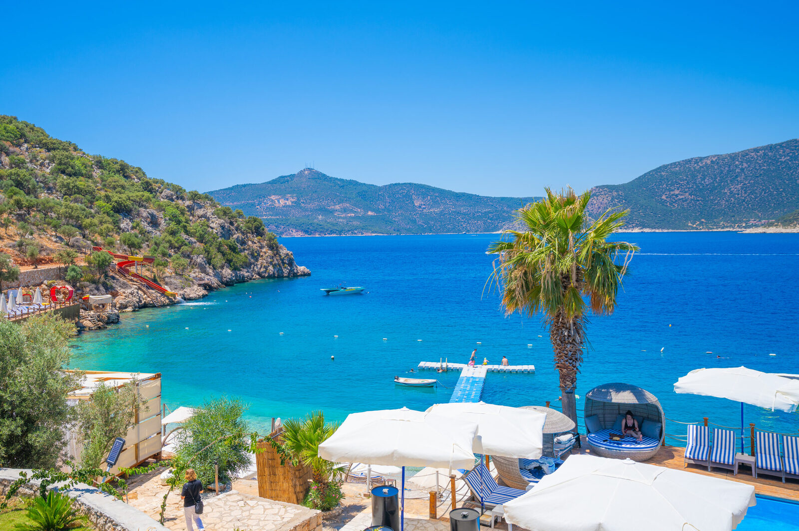 Kalkan koyu ve otelin özel plajı